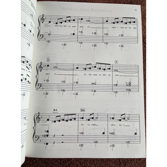 Top Requests Vintage Sheet Music Book E-Z Play Beginner Organ Piano Keyboards - Picture 3 of 4